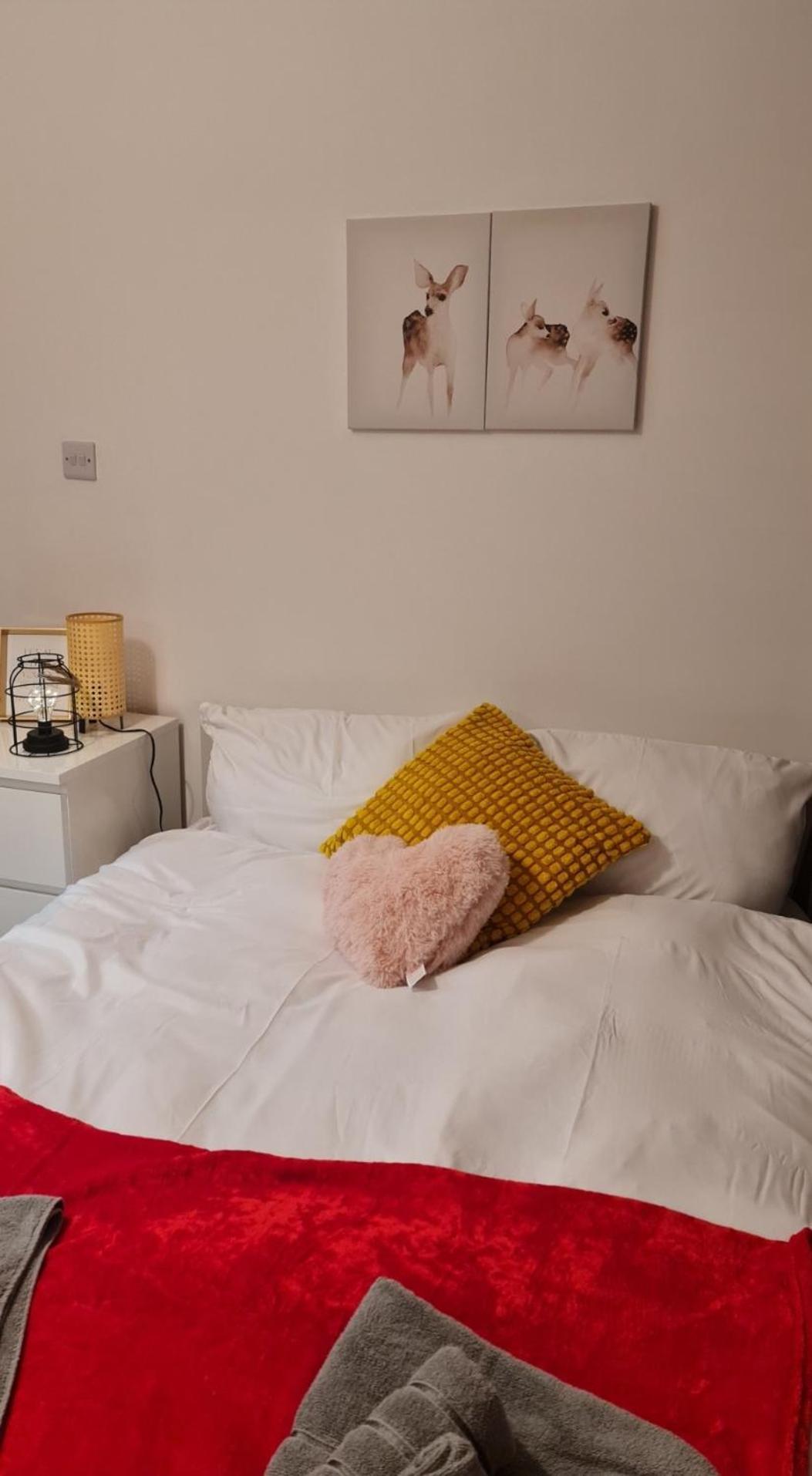 Cosy Studio With Kitchenette And Private Bathroom - 15Mins To Central London! Exterior photo