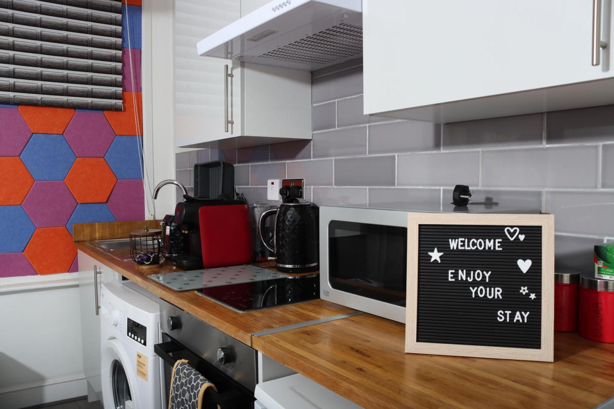 Cosy Studio With Kitchenette And Private Bathroom - 15Mins To Central London! Exterior photo
