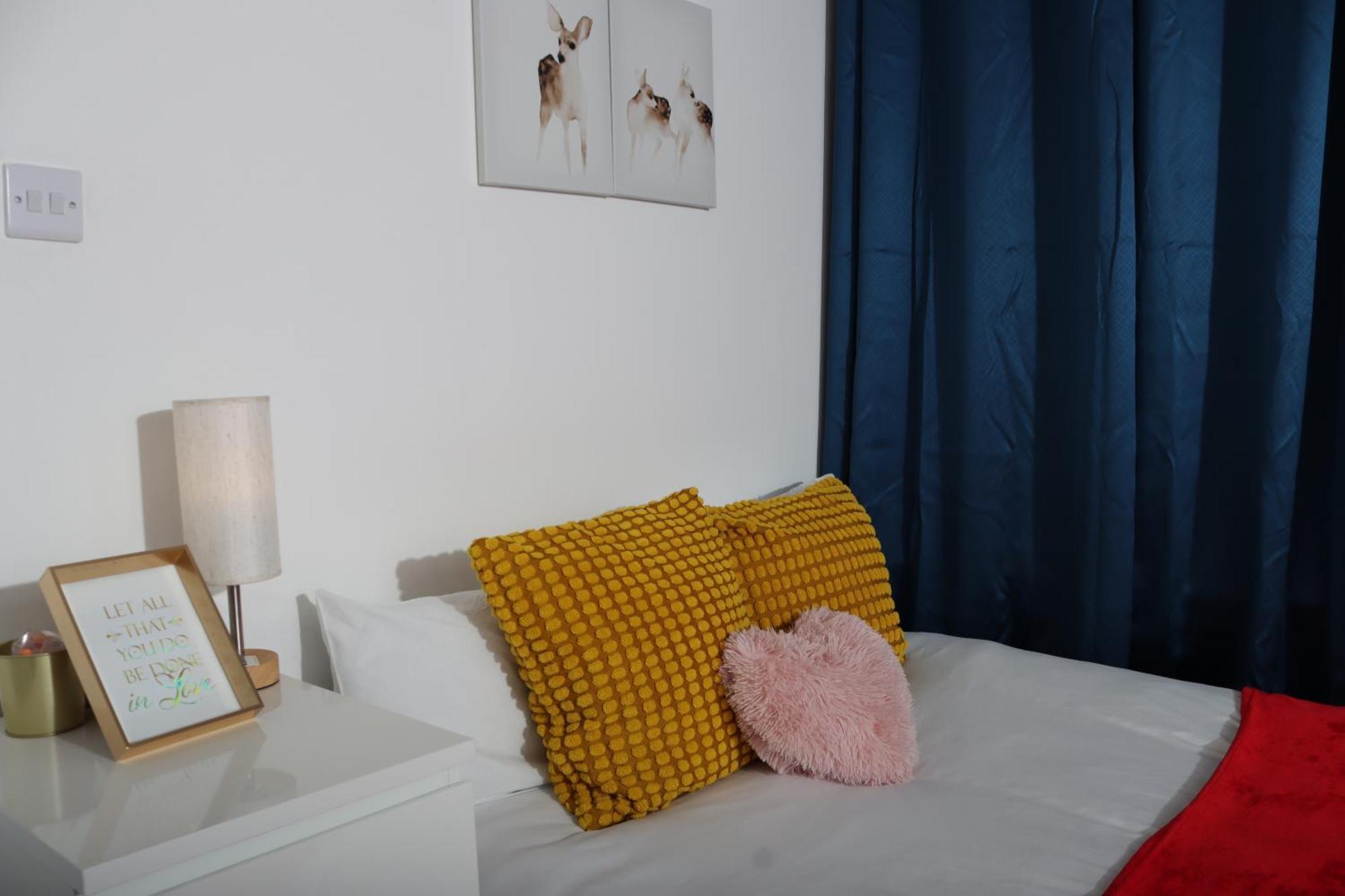 Cosy Studio With Kitchenette And Private Bathroom - 15Mins To Central London! Exterior photo